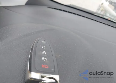 2016 Ford Escape Titanium z USA, uszkodzony, nr VIN 1FMCU9JX2GUB55472